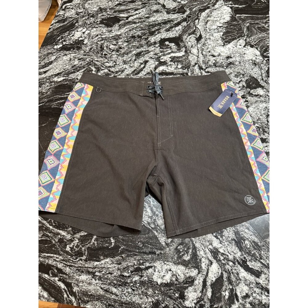 Roark Kilim Stripe 17” Boardshorts Black  Mens Size 36 NWT RB362